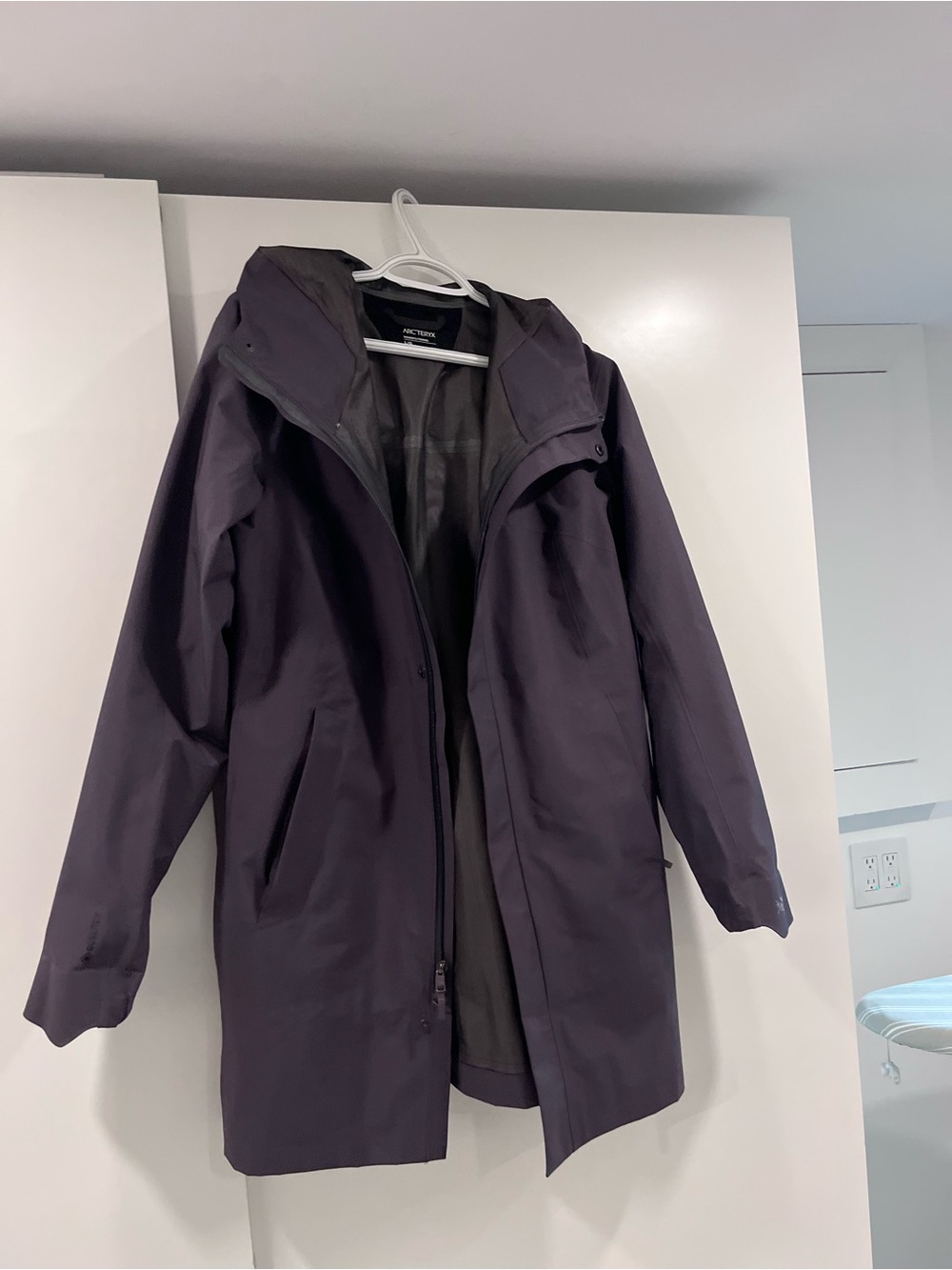 Women’s ARC’TERYX Waterproof (GORE-TEX) Hooded Parka - Deep Plum